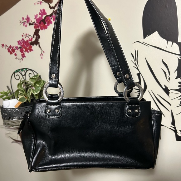 Cute Black Purse - Picture 3 of 10